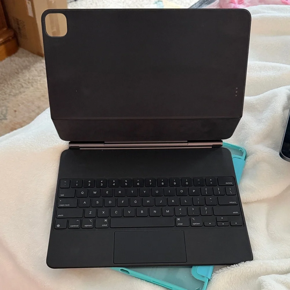 Black Tablet Keyboard Case